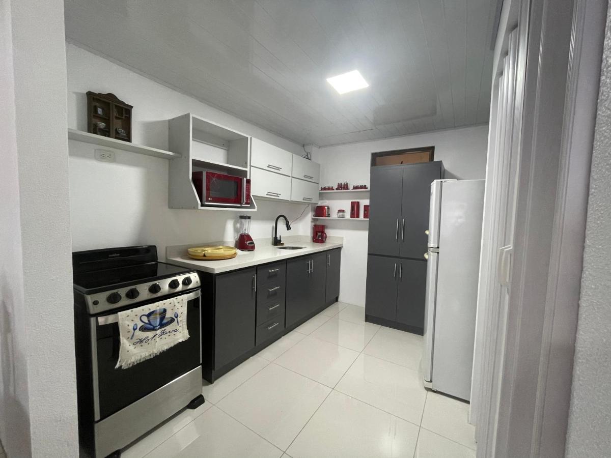 Apartamento Alicia'S Place 10 Min From Airport Alajuela Exterior foto